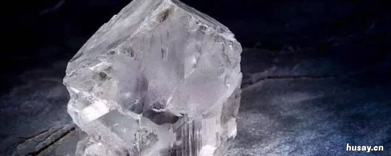 金刚石可以燃烧吗 金刚石能点燃吗