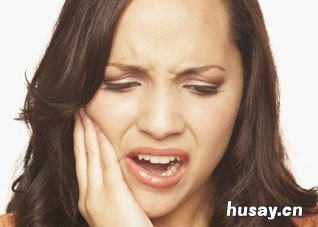 口腔溃疡为什么老复发 口腔溃疡老是复发是怎么回事