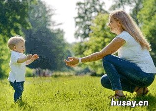 如何对1岁宝宝进行早期教育 1岁前的宝宝如何教育