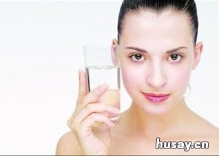 女性便秘究竟该吃些什么？ 女性便秘究竟该吃些什么药