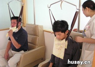 现在出现颈椎病,该怎么治疗? 有颈椎病要怎么办