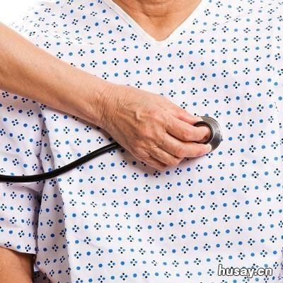 支气管肺炎症状有什么 支气管肺炎是啥症状