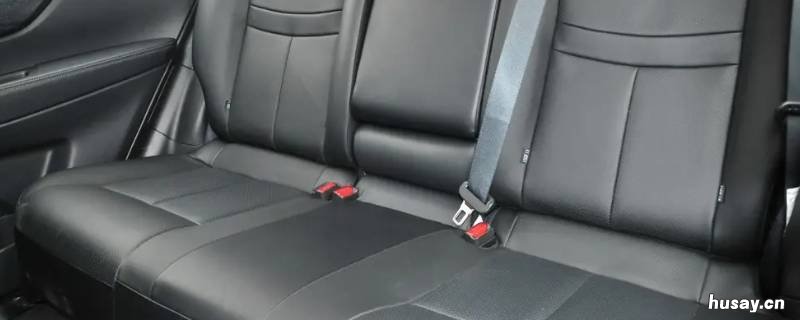 日产奇骏后排座椅怎么拆 日产奇骏后排座椅拆装