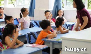 地图上通常是按上什么下什么左什么右什么绘制的