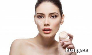 粉底霜用什么上妆 粉底加什么上妆更好