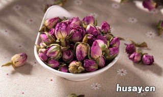 玫瑰花泡水一次放几朵 玫瑰花泡水一次放几朵最好