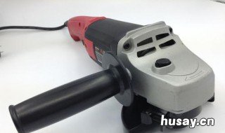 角磨机电锯小壶加什么油 小角磨机可以装大锯片