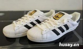 三叶草贝壳头鞋带怎么系 三叶草贝壳头鞋带系法