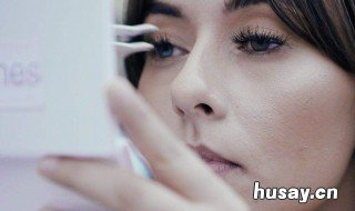 假睫毛可不可以戴着睡觉 可以粘着假睫毛睡觉吗