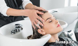 用醋洗头发有什么好处 醋洗头发的好处