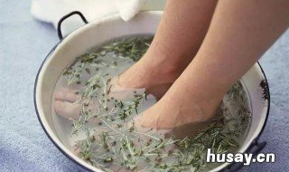 花椒泡脚的功效与作用 生姜花椒泡脚的功效与作用