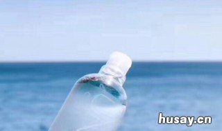 一次性卸妆巾和卸妆水有什么区别 一次性卸妆巾和卸妆水有什么不同