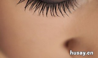 睫毛液和睫毛膏有何区别 睫毛膏有什么区别