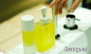 眼唇卸妆液和卸妆油有何区别 眼唇卸妆液和脸部卸妆液有什么区别