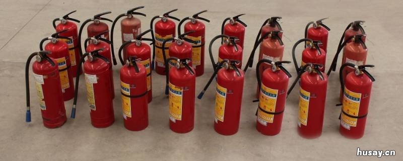 灭火器放后备箱会爆炸吗 灭火器放后备箱会爆炸吗视频