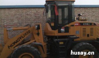 宏宇912铲车装的多大的发动机 926铲车发动机多大型号的?