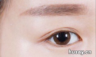 女生眉毛中间长痘痘怎么去 眉毛中间长痘痘怎么消除