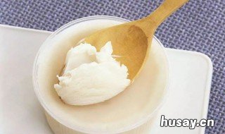 猪油擦脸的功效与作用 猪油擦脸的功效与作用及禁忌