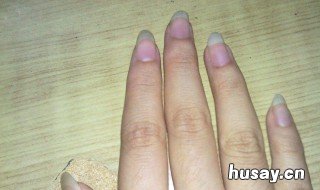 什么颜色的指甲显手瘦 手胖修什么指甲形状最显瘦