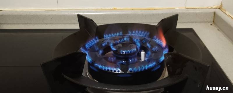 煤气灶被水淋了打不燃应该怎么办 煤气灶被水淋了有事吗