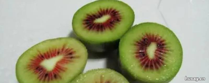红心猕猴桃与普通猕猴桃区别 红心猕猴桃跟绿心猕猴桃有什么区别