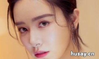 胸前长痘痘是什么原因 月经之前胸前长痘痘是什么原因
