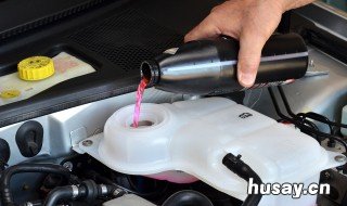 09款速腾20用哪种颜色防冻液 速腾红色的液体是防冻液吗