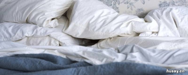 房间被子潮湿什么原因 夏天被子潮湿是什原因
