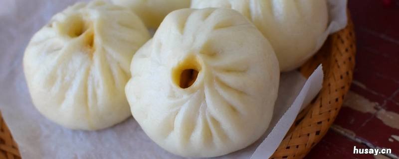 蒸的包子为什么一掀锅就成了死面的了 蒸大包子熟了可以直接掀锅吗