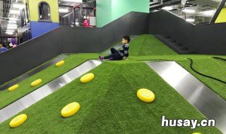 不同形状的物体在斜面上分别是怎样运动的 物体的形状与它在斜面上