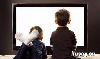 3岁孩子看电视时间 三岁的小孩每天看电视时间是多少