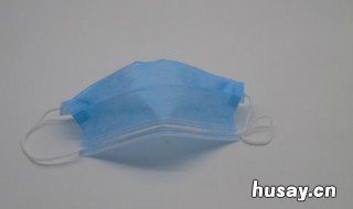 口罩是白色在里面还是蓝色在里面 口罩白色的在外面还是蓝色