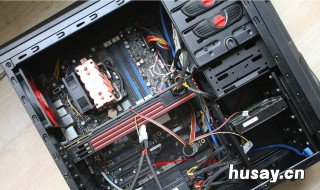 显卡在电脑上怎么看 显卡在电脑里怎么看