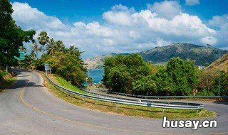 汽车顺下坡停车 汽车下坡停车还是上坡停车好