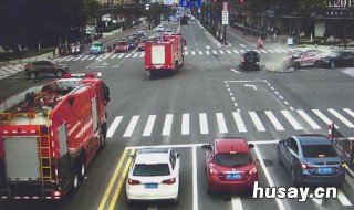 闯红灯是什么意思 女生来姨妈闯红灯是什么意思