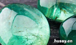 翡翠糯种飘花 翡翠糯种飘花手镯