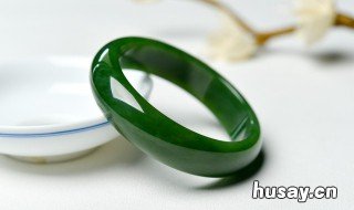 怎样鉴定真假翡翠 怎样鉴定真假翡翠玉