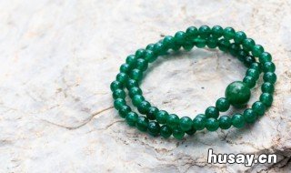 碧玺和翡翠哪个贵 碧玺贵还是翡翠贵