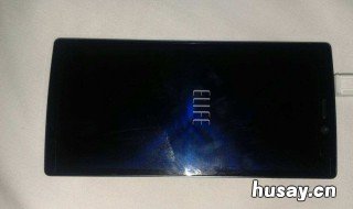 手机进水有声音却黑屏 手机进水有声音却黑屏怎么维修