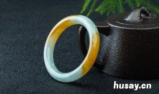 去哪里买翡翠 去哪里买翡翠手镯