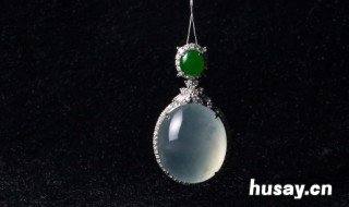 翡翠玉佛吊坠价格 翡翠玉佛吊坠价格及图片