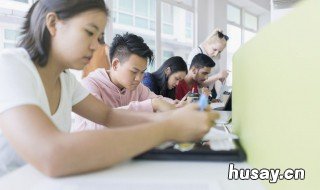 面试自我介绍 面试自我介绍简单大方大学生