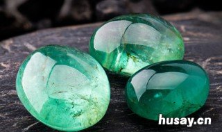 如何看翡翠原石好坏 怎样判断翡翠原石的真假好坏