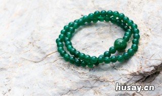 翡翠碧玉 碧玉和翡翠的区别是什么