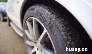 轿车几个轮胎抓地 轮胎抓地等级怎么区分