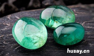 冰糯种翡翠原石 冰糯种翡翠原石价格