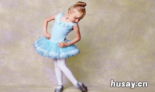 芭蕾舞裙怎么穿 芭蕾舞裙怎么穿不会塌