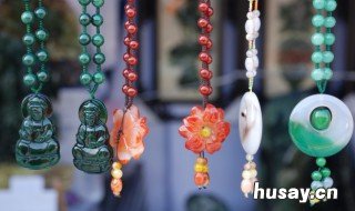 怎么区分玉石跟翡翠 怎么区分玉石跟翡翠手镯