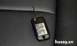 荣威rx5车钥匙怎么拆解 荣威RX5车钥匙怎么拆