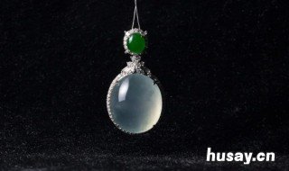 我国的翡翠店铺经营现状 我国的翡翠店铺经营现状如何